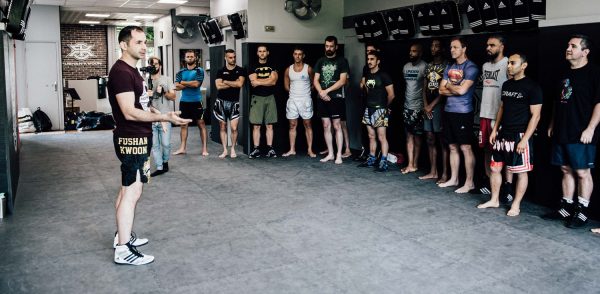 Greg-parle-eleves-FK-Fight-Camp